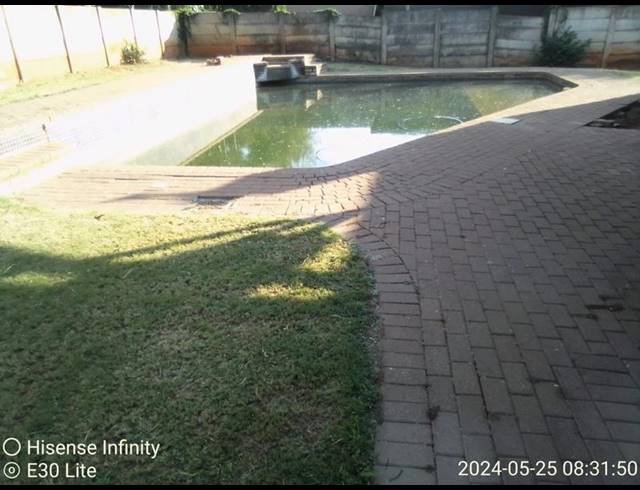 4 BEDROOM HOUSE FOR SALE IN THE ORCHARDS